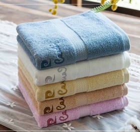 피에르가르뎅 로얄 150g 페이스타올